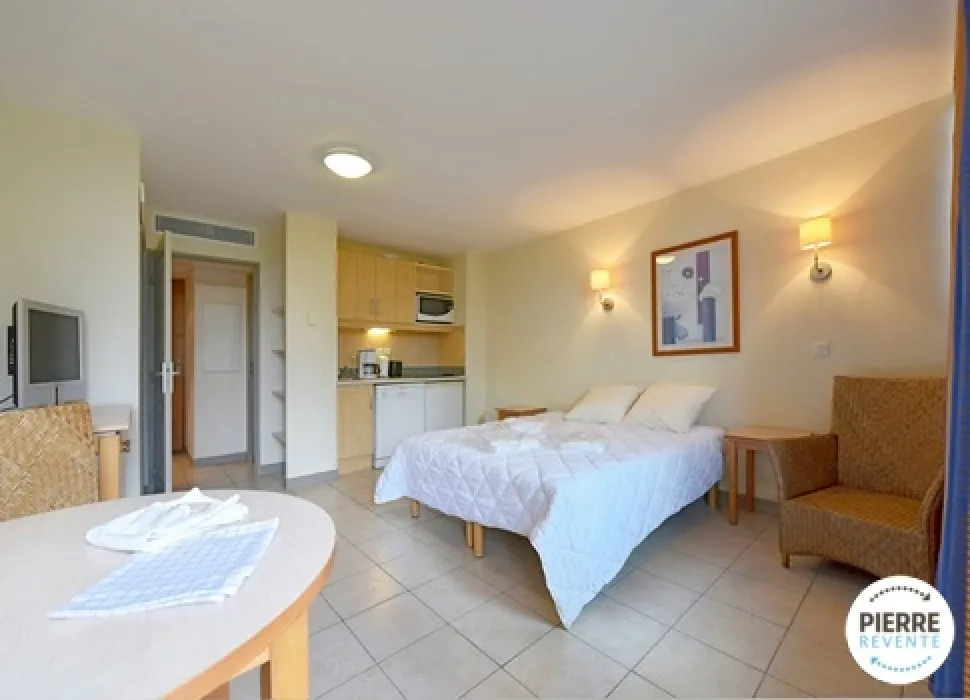 Chambres - Appartement Studio avec Terrasse à Grospierres