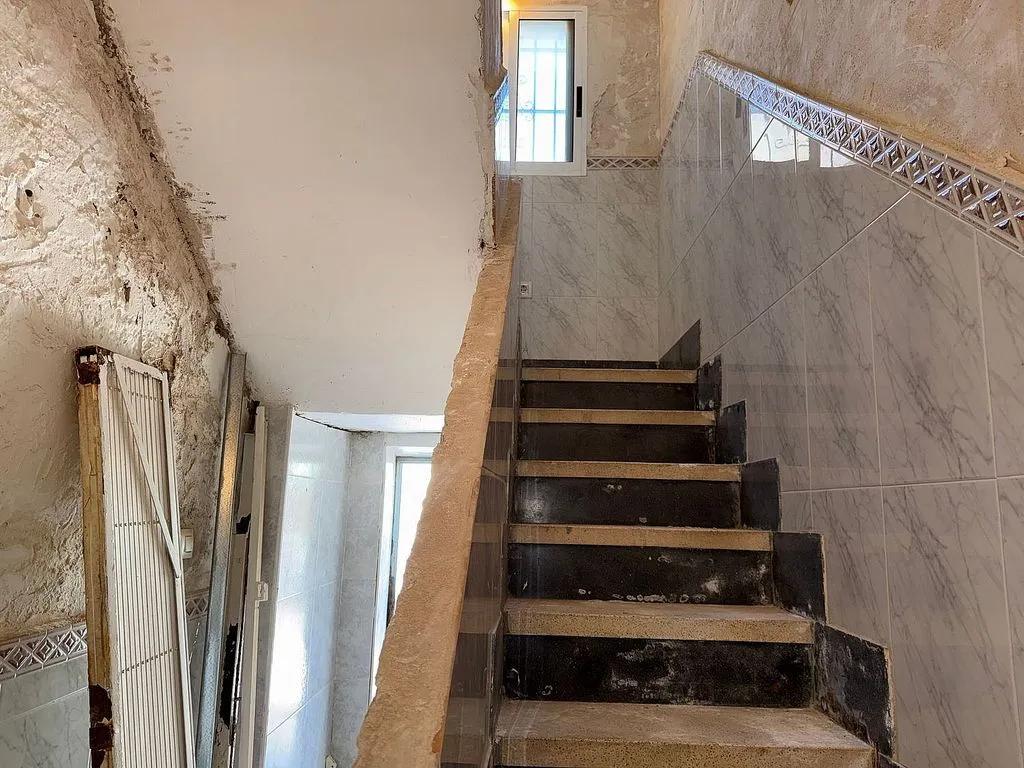 Pièces - 6-Bedroom Flat with Private Patio in Los Dolores