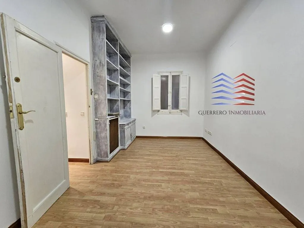 Toad - Apartment with Ascensor in Retiro, Madrid