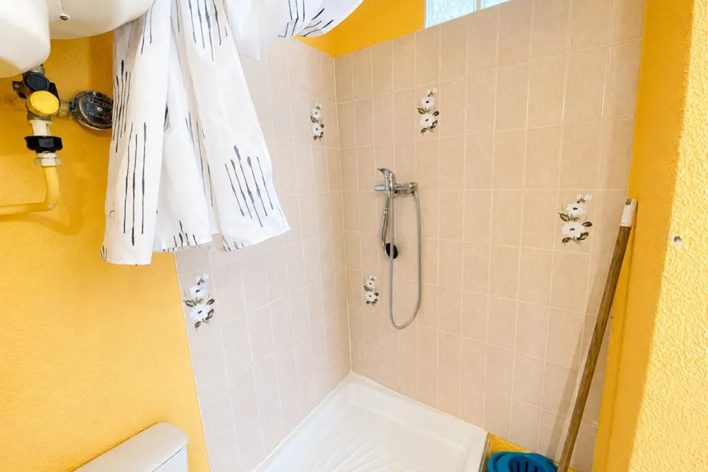 Vannitoad - Studio with City Centre Proximity in Béziers