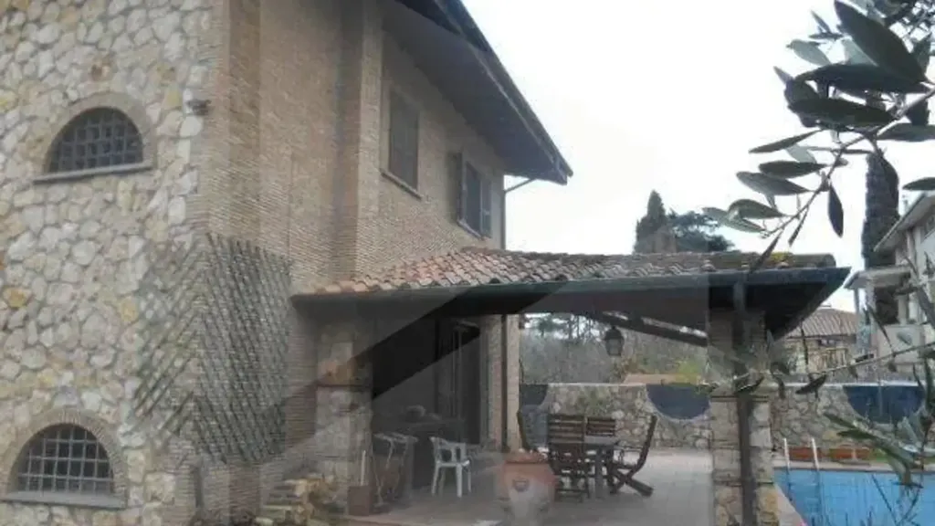 Piscine - Rustic Villa with Pool in Ciampino