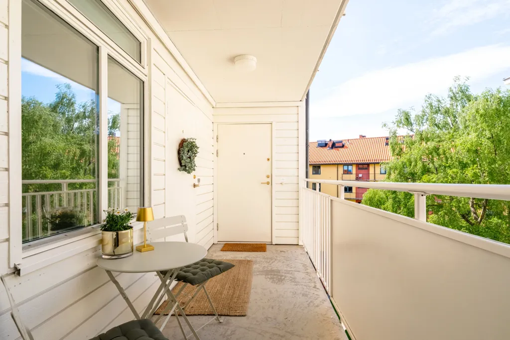 Rõdu - 2-Bedroom Apartment with Balcony in Oslo