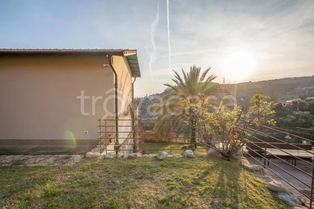 Aed - Luxury Villa with Infinity Pool in Bordighera