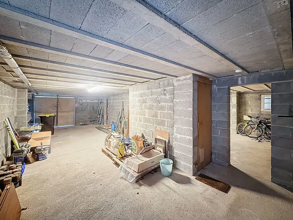 Toad - Semi-Subterranean House with Garden in La Rochefoucauld