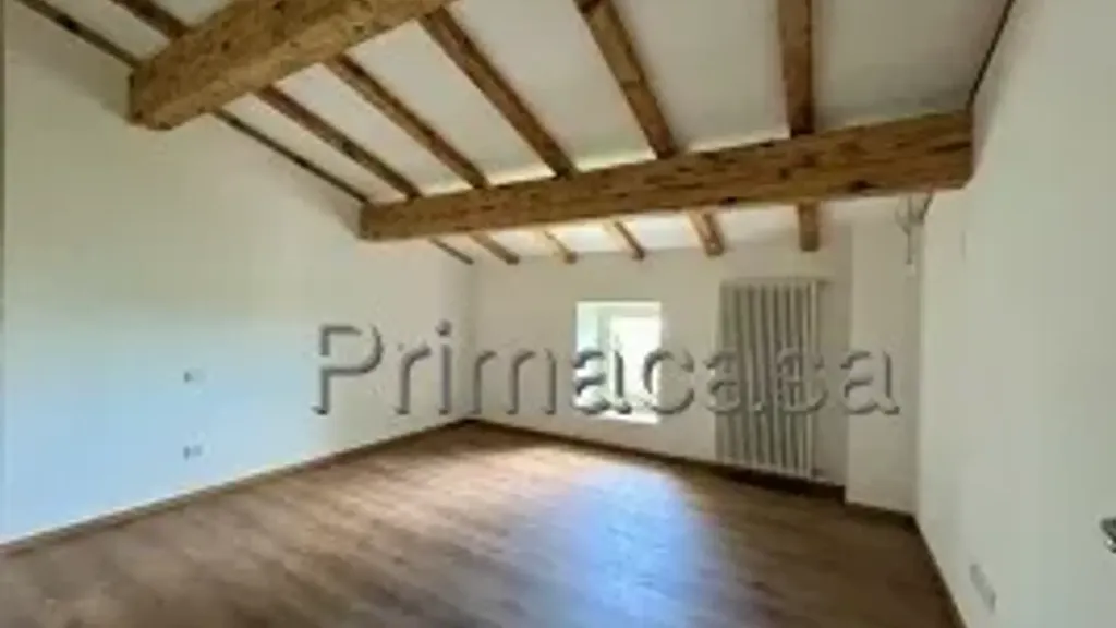 Toad - Rustic Terraced Villa with Garden in Erbezzo