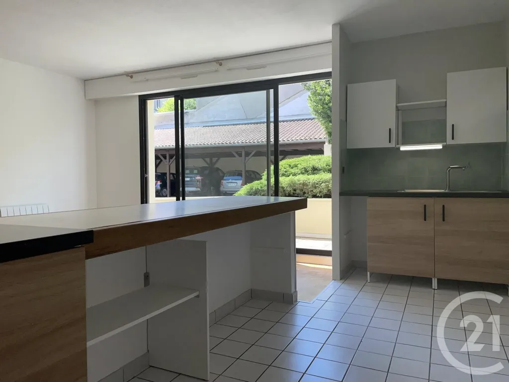 Köök - Studio with Terrace in Bordeaux Cauderan