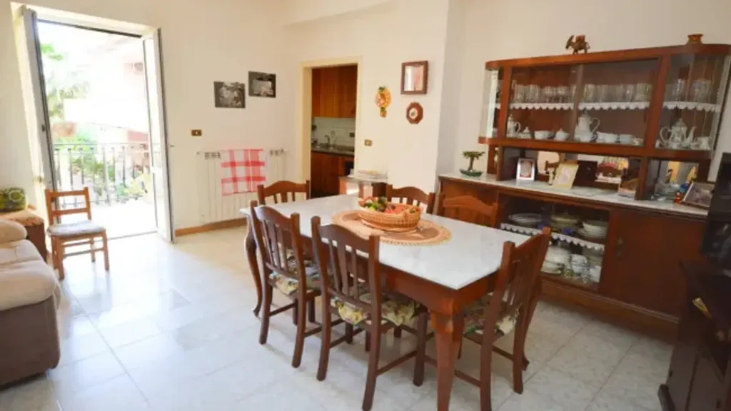 Dining Room - Multi-Unit Building with Panoramic View in Cariati