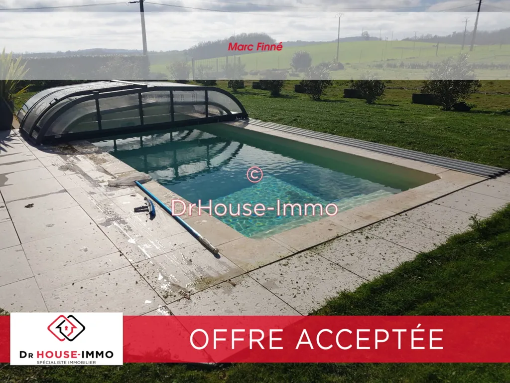 Bassein - Historic Farmhouse with Pool in Verteillac
