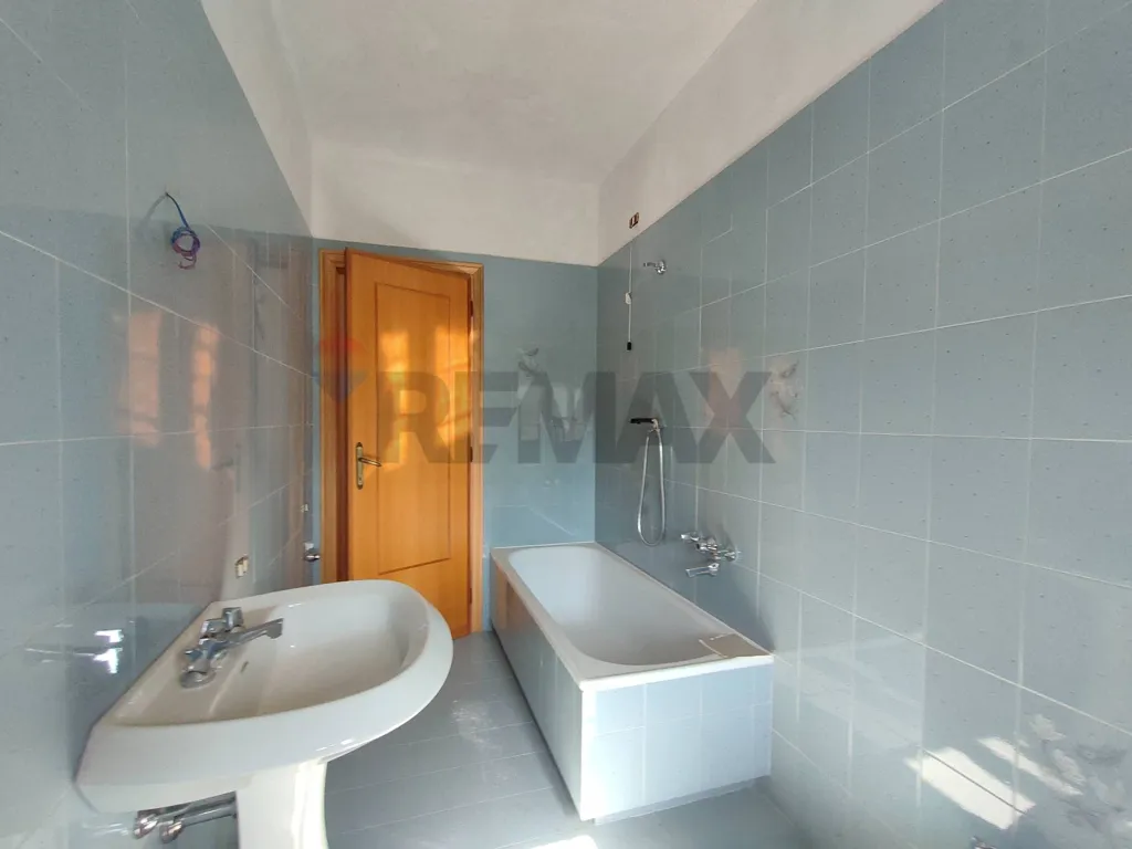 Salles de bain - Semi-Independent Apartment with Balcony in Pizzoli