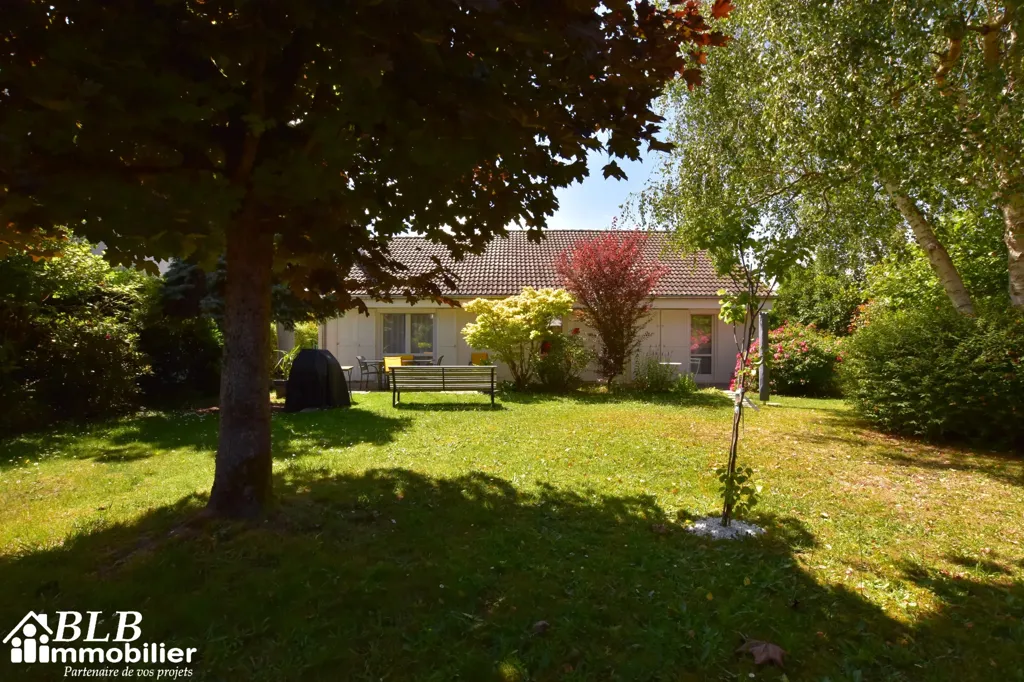 Aed - Individual House with Garden near Les Essarts-le-Roi