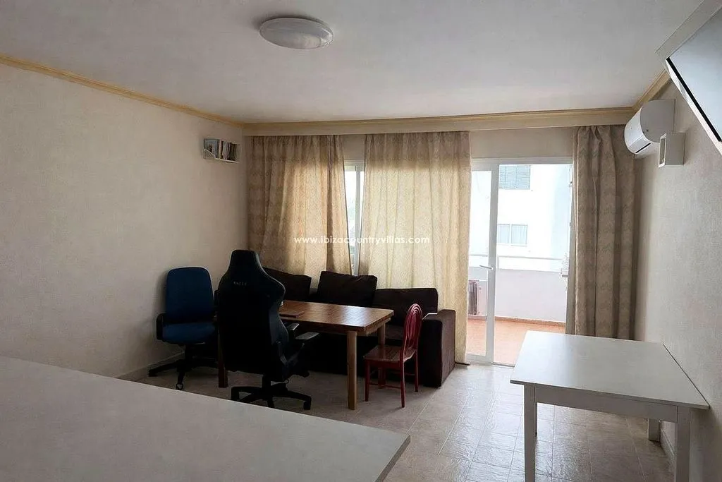 Kabinet - Apartment with Sea View and Pool in Cala de Bou