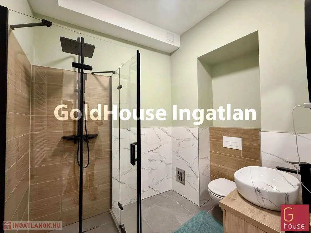 Bagni - Modernised Apartment with Balcony in Budapest VIII