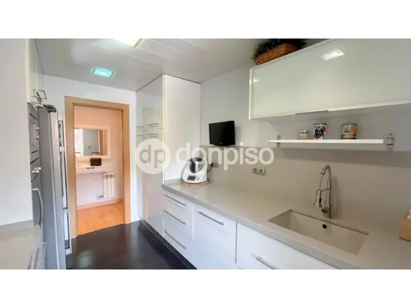 Köök - Modern Apartment with Large Terrace in Mas Lluí