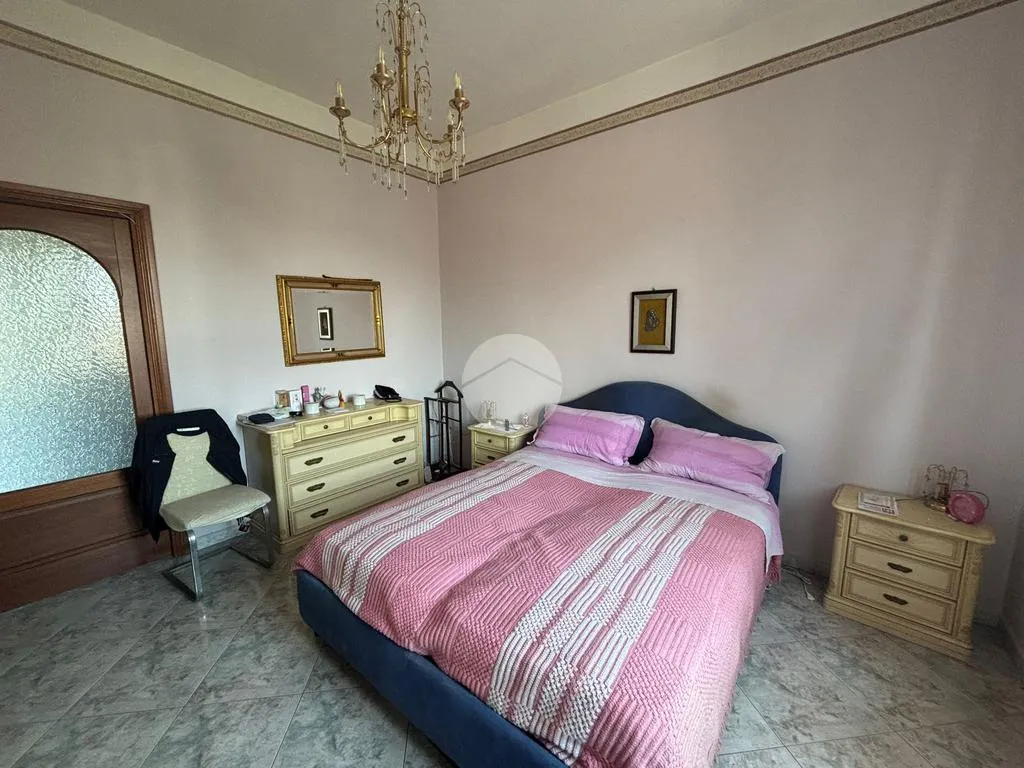 Chambres - 3-Bedroom Apartment with Balcony in Naples