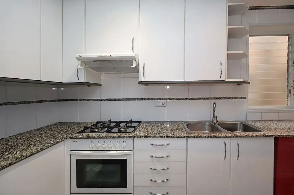 Cuisine - Triplex Penthouse with Private Solárium in Santa Eulàlia