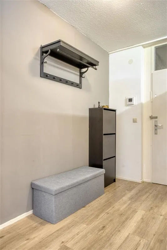 Esik - Spacious Apartment with Balconies in Eindhoven