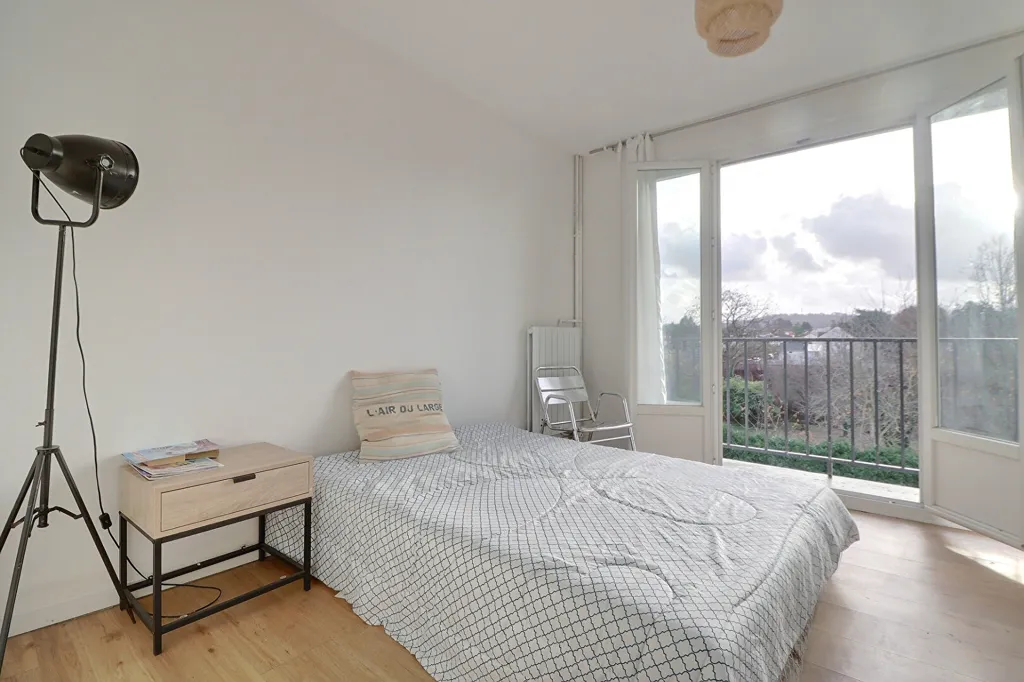 Magamistoad - Two-Bedroom Flat with Balconies in Ermont