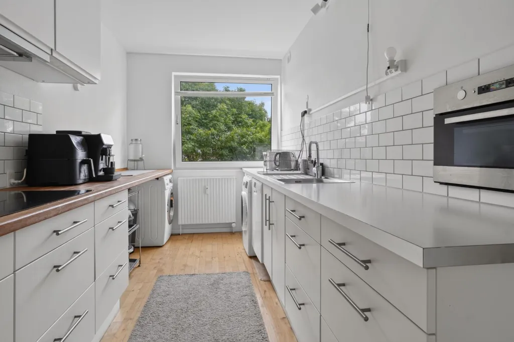 Köök - 3-Room Apartment with Garden View in Blåbærhaven