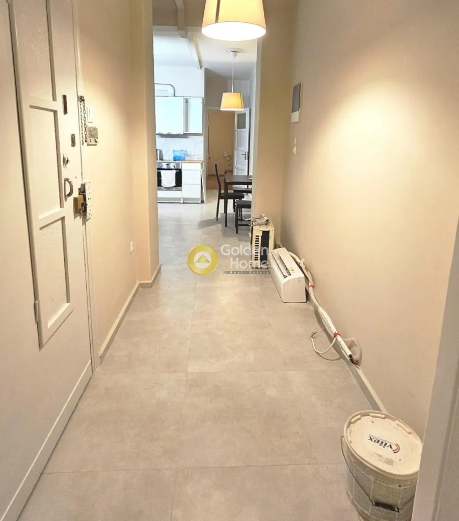 Entrée - Renovated Apartment with Balcony in Athens Centre