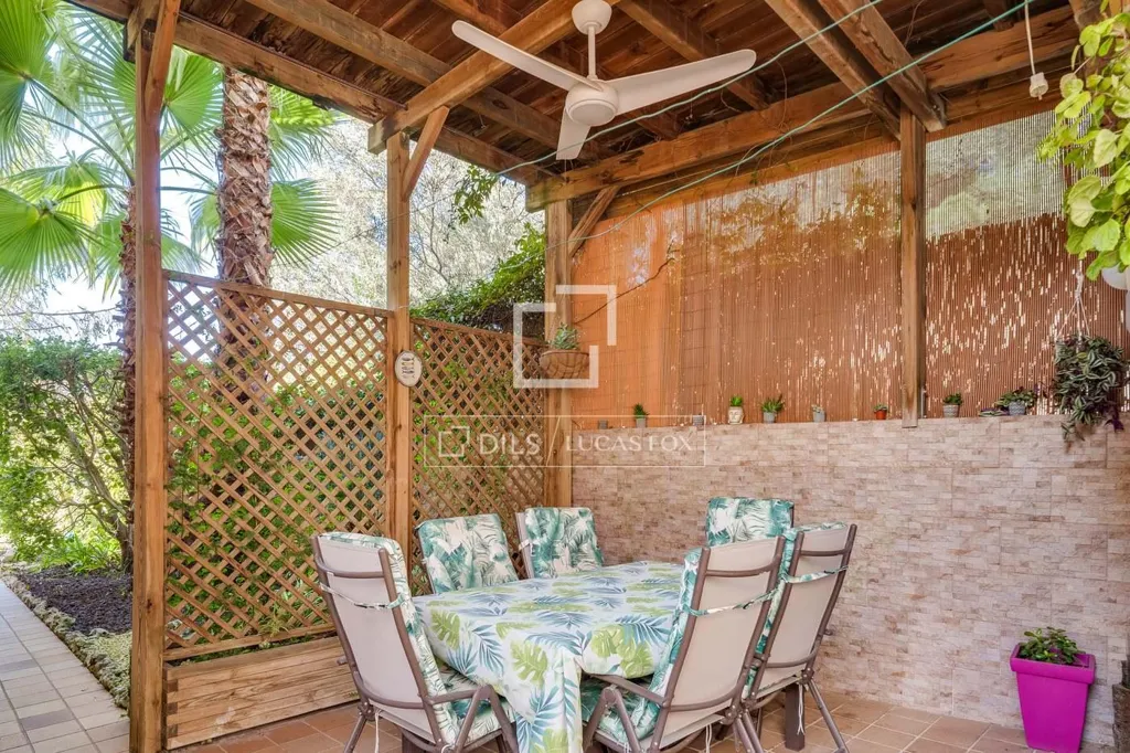 Terrasse - Detached House with Pool in Vilassar de Dalt