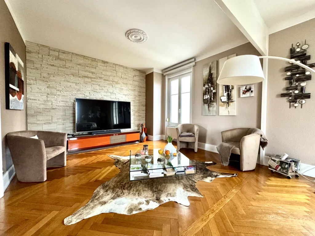 Séjour - Appartement d'Exception dans Maison de Maître à Pfastatt