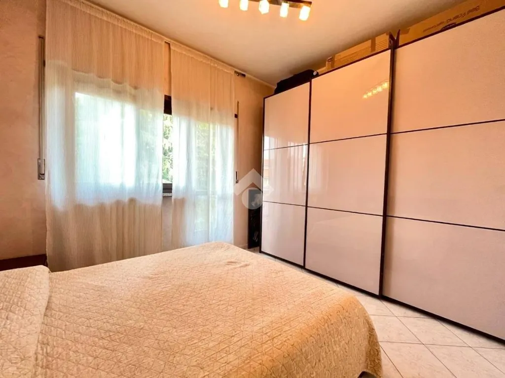 Chambres - Restored 4-Bedroom Flat with Balcony in Torino