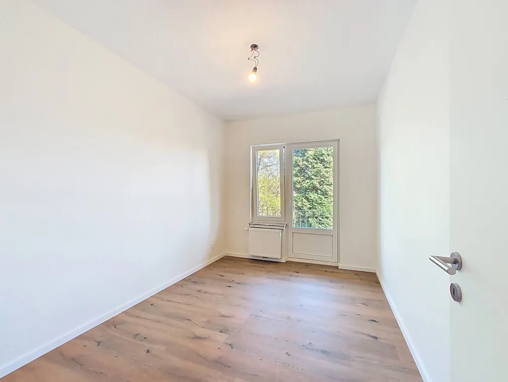 Pièces - Appartement Rénové avec Terrasse à Edegem