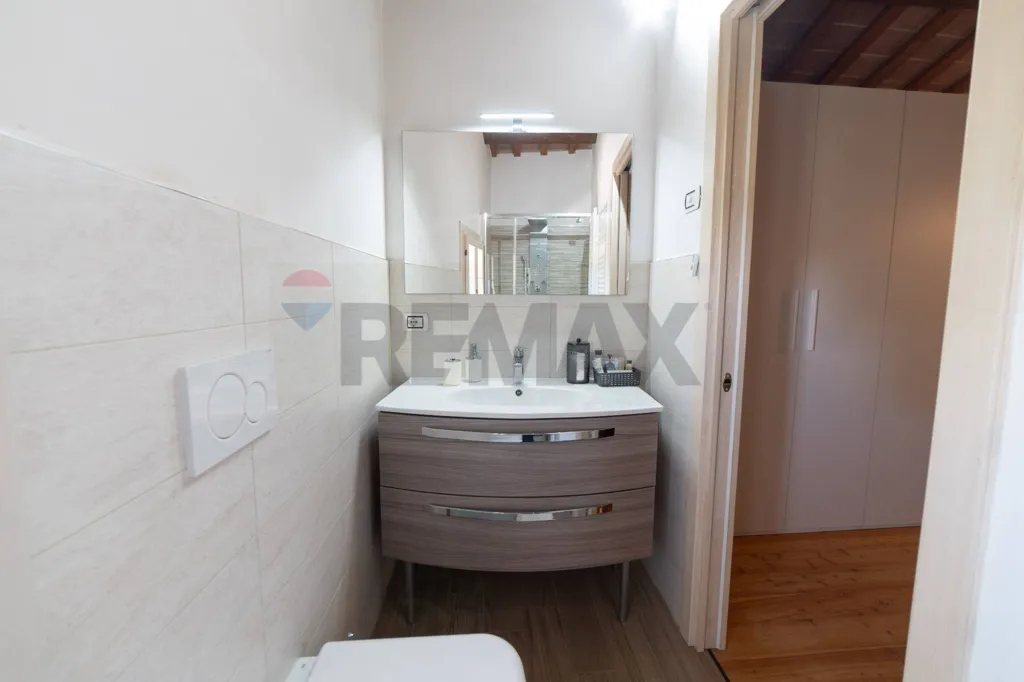 Vannitoad - Rustic House with B&B Potential in Vo'