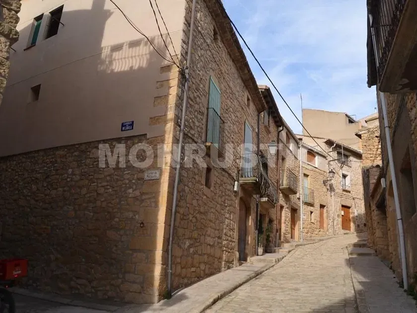 Esterno - Chalet with Workshop in El Vilosell, Lleida