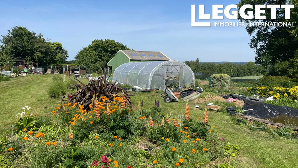 Garten - Spacious House with Garden in Ploussulié