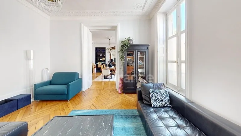 Séjour - Appartement de Caractère avec Jardin en Centre-Ville de Corbeil-Essonnes