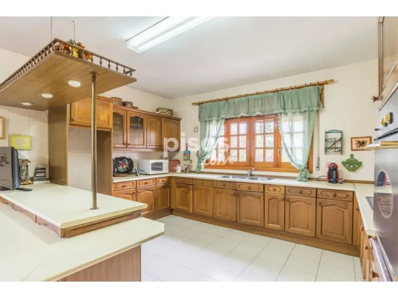 Cuisine - Maison 6 chambres à ES