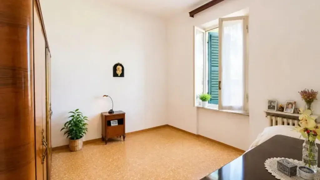 Bureau - Terraced House with Terrace in Jesi