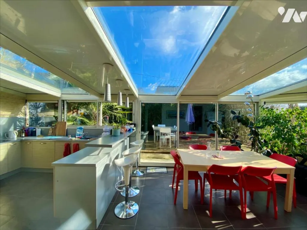 Terrasse - Maison Ancienne Rénovée avec Terrasse à Canteleu