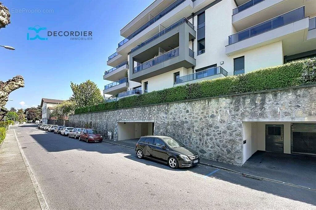 Extérieur - Appartement avec Balcon proche Embarcadère à Evian-les-Bains