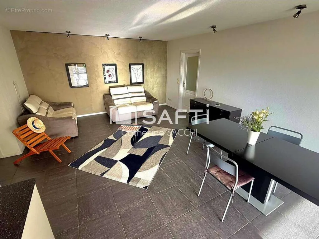 Salle à manger - Appartement avec Terrasse Vue Estérel à Saint-Raphaël