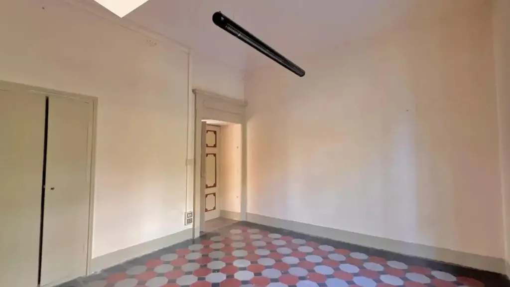 Rooms - Central Apartment with Balconies in Acqui Terme