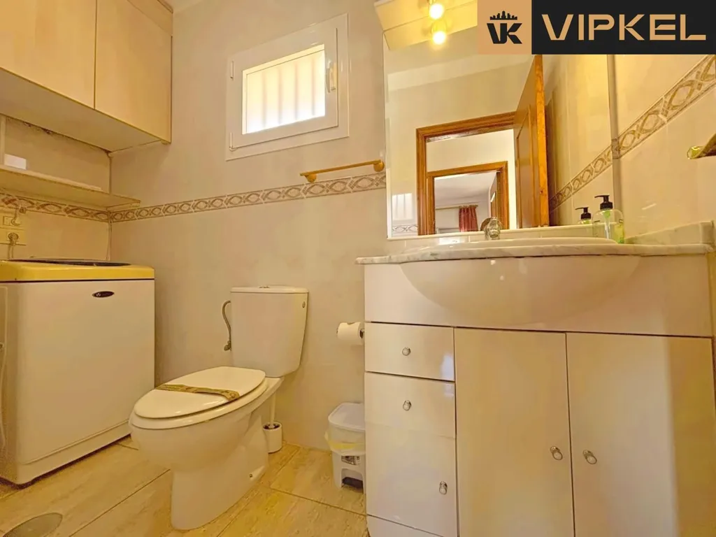 Vannitoad - One-Bedroom Flat with Pool in Los Cristianos