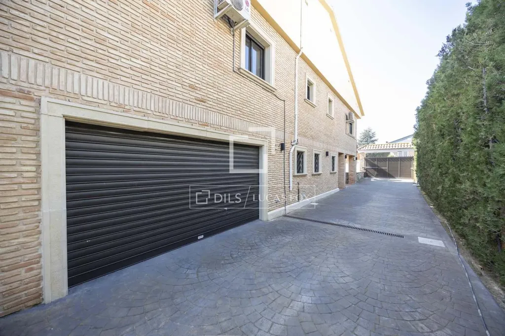 Välivaade - Luxury House with Pool in San Antonio de Benagéber
