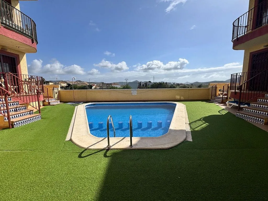 Bassein - Penthouse with Pool in Roche, La Unión