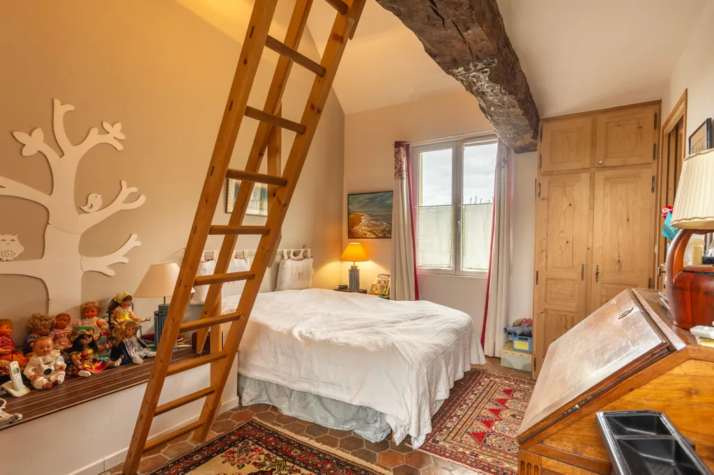 Bedrooms - Charming Ensemble with Pool in Gerberoy