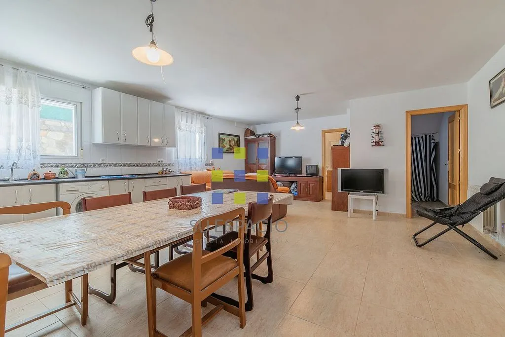 Dining Room - Chalet with Pool in Méntrida