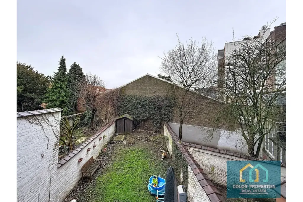 Jardin - Appartement à Rénover avec Jardins Intérieurs à Ganshoren