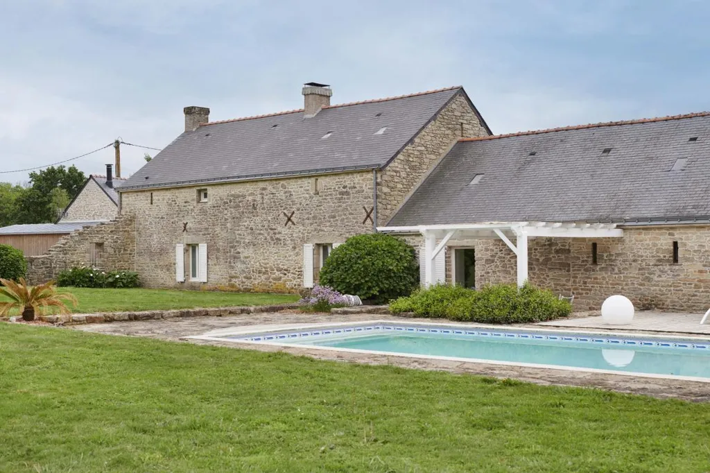 Bassein - Rustic Stone House with Pool in Countryside