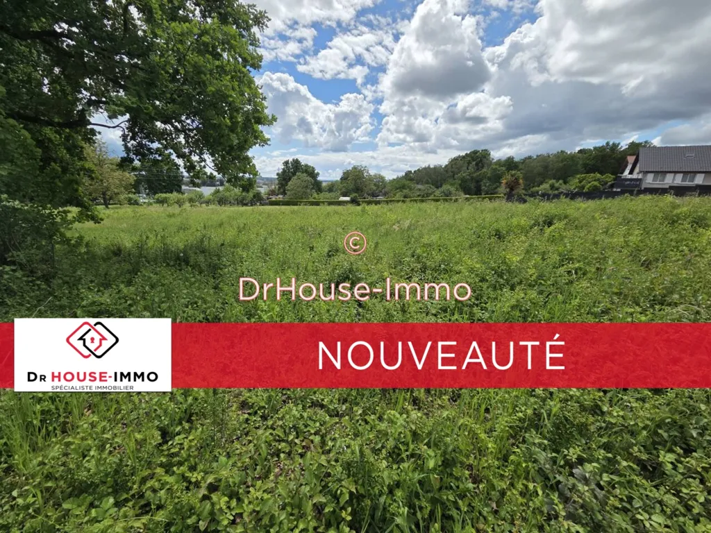 Aed - Constructible Plot with 26m Facade in Cusset