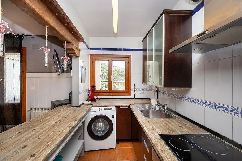 Cuisine - Trevélez Apartment with Terraced Views