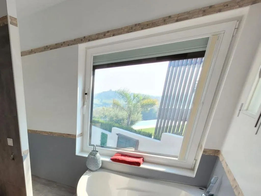 Salles de bain - Luxury Villa with Heated Pool in Benahavís