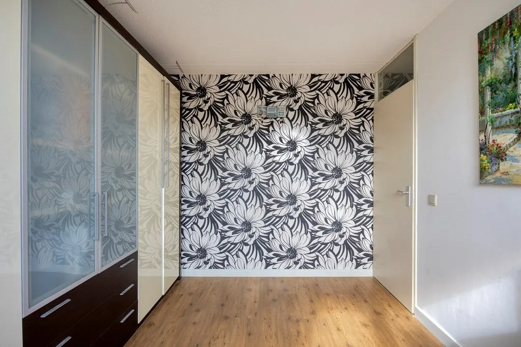 hallway_entrance
