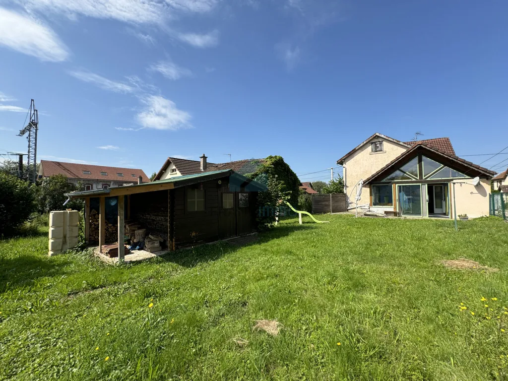 Jardin - Maison avec Véranda et Jardin à Montecheroux