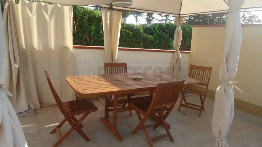 Terrace - Rustic Villa with Pool in Siracusa
